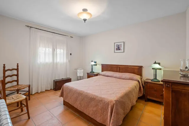 Preciosa finca Chalet con 4 dormitorios y 3.000 m2 de parcela vallada en la Robella — 31