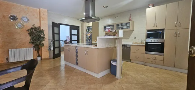 Impresionante Chalet en Urbanización Encinares de Alcolea co