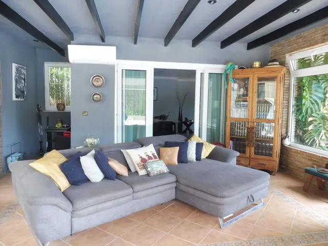 Villa de Lujo de 5 dormitorios en La Carihuela, Torremolinos — 4