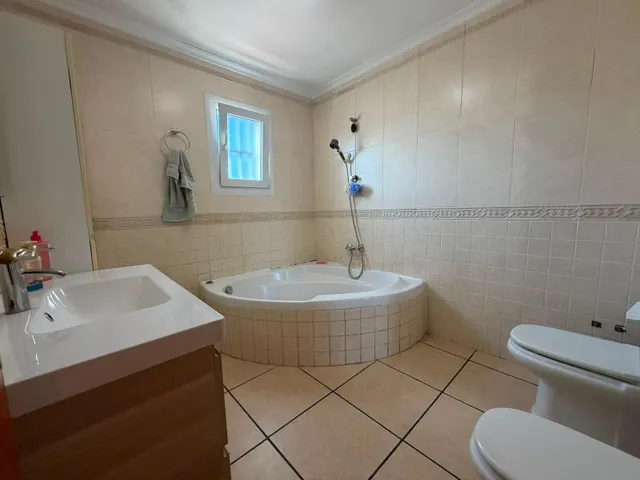 Chalet tipo Quad con placas solares, solárium y excelente ubicación en Residencial Aquapark – Torrevieja — 36