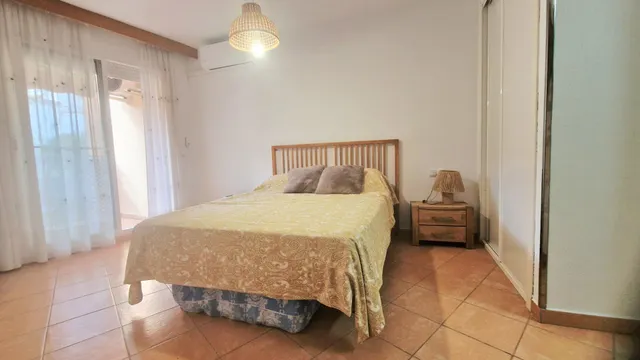 EL PLACER EXCLUSIVO DE VIVIR EN UN ATICO — 16