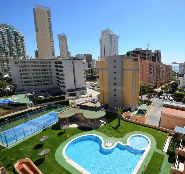 SE VENDE PISO CON GARAJE DE DOS DORMITORIOS CALA VILLAJOYOSA - foto 5