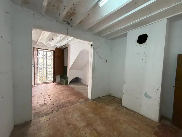 Casa con patio en alquiler junto a Plaza Mayor, Elda — 16