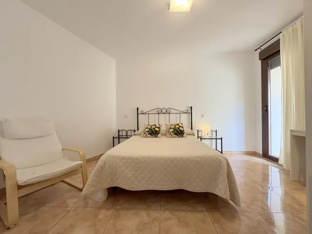 HOSTAL RESTAURANTE EN PLENO CASCO ANTIGUO DE CANDELEDA — 20