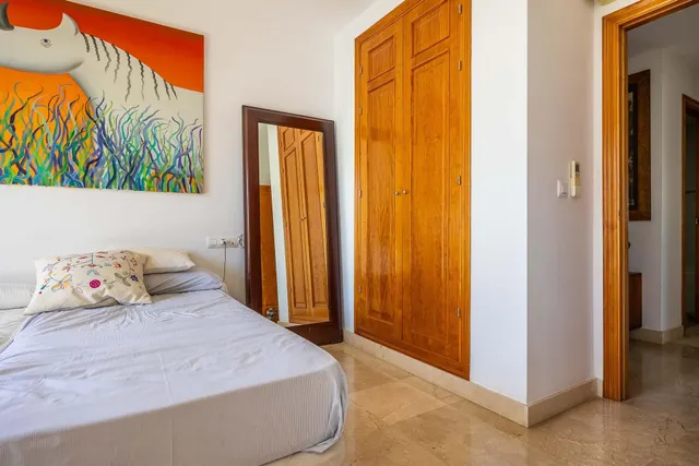 se alquila piso  SIN MUEBLES de 2 habitaciones 2 baños, terraza, garaje en castilleja de la cuesta — 11