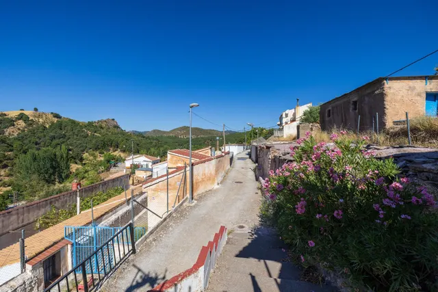 CASA REFORMADA CON TERRAZA Y VISTAS PANORÁMICAS EN TOCÓN DE QUÉNTAR — 26