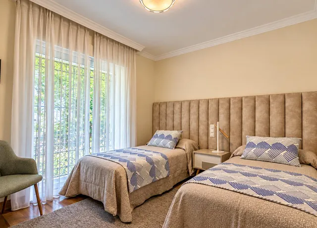Exclusivo ático de lujo en Elviria con espectaculares vistas al mar — 35