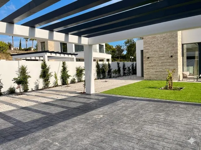 Chalet 6 habitaciones 418m² en venta - Costa Del Sol - foto 2