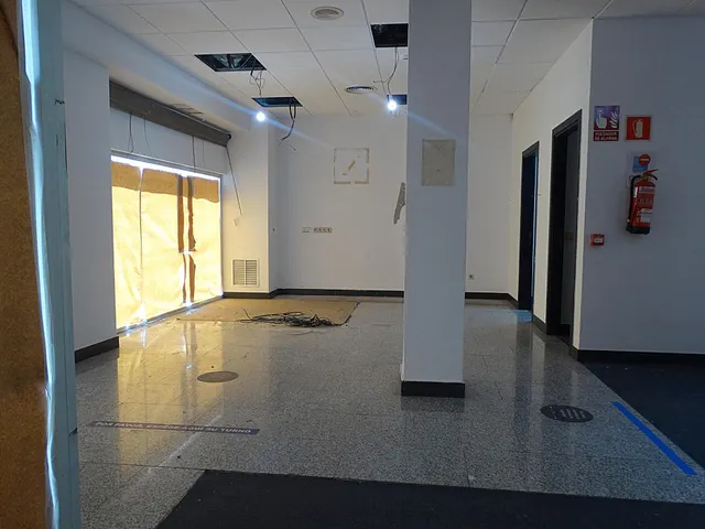Exclusivo LOCAL COMERCIAL A PIE DE CALLE en el corazón de Arganda — 5