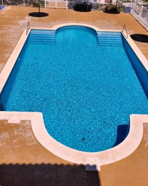 APARTAMENTO TODO EL AÑO EN RESIDENCIAL CON PISCINA — 10