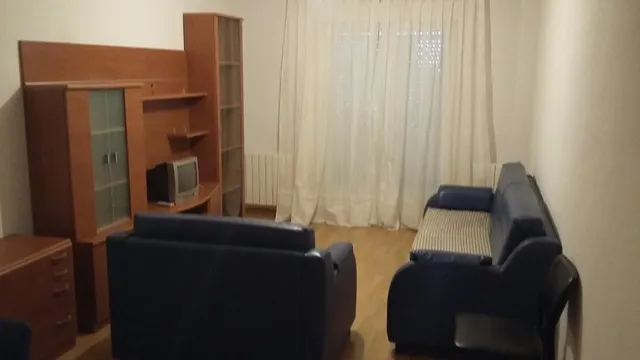 Urbis te ofrece un piso en zona Pizarrales, Salamanca.