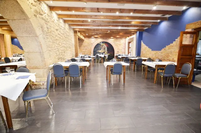 Urbis te ofrece un restaurante en venta en Aldeadávila de la Ribera, Salamanca. — 14