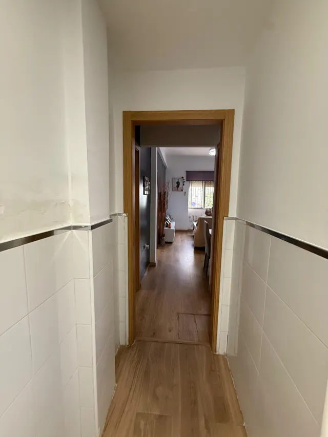 Piso de 2 dormitorios en eugenio gross – Málaga  230.000 € — 17