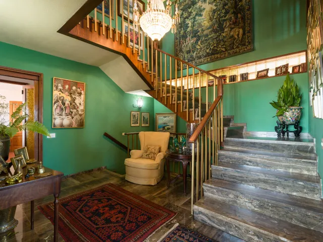 Chalet independiente junto a Paseo de Chil, con jardín, ascensor y vistas a la bahía — 37