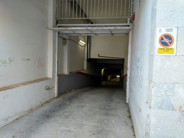 PLAZAS DE GARAJE  A PARTIR DE 2.500€ — 6