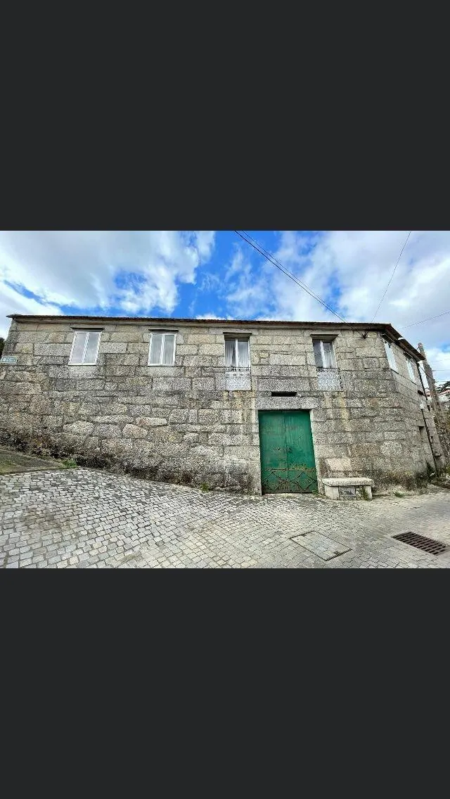 Casa de piedra para reformar - foto 5