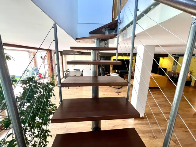 EXCLUSIVA CASA ADOSADA CON ASCENSOR Y PISCINA EN CIUDAD JARDIN — 12