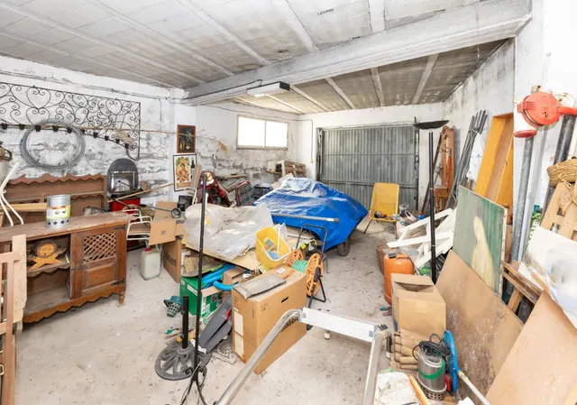 Chalet con gran parcela en Cogollos — 33