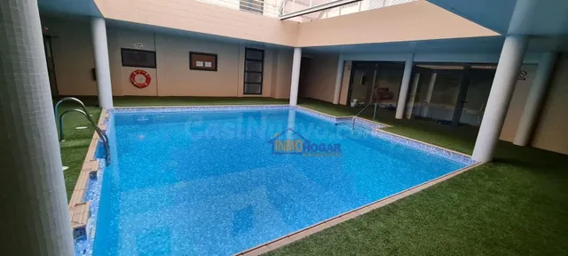 ¡Luminoso piso en las Salinas con terraza y piscina a 400 m  - foto 2