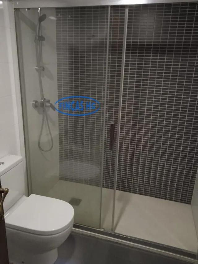 Amplia vivienda de lujo junto al Puerto Deportivo y Paseo Marítimo — 32