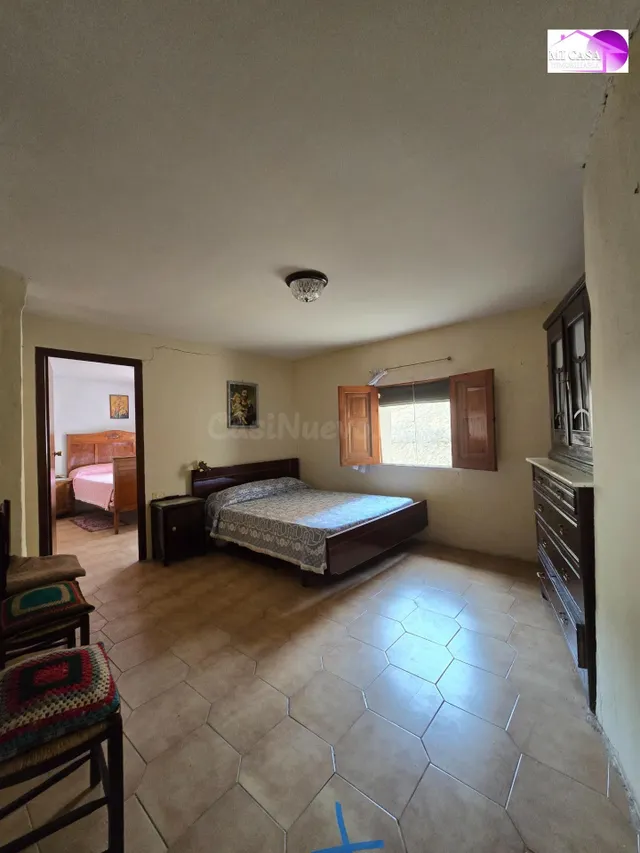 Se vende casa de pueblo con corral en el centro de Cetina - foto 3