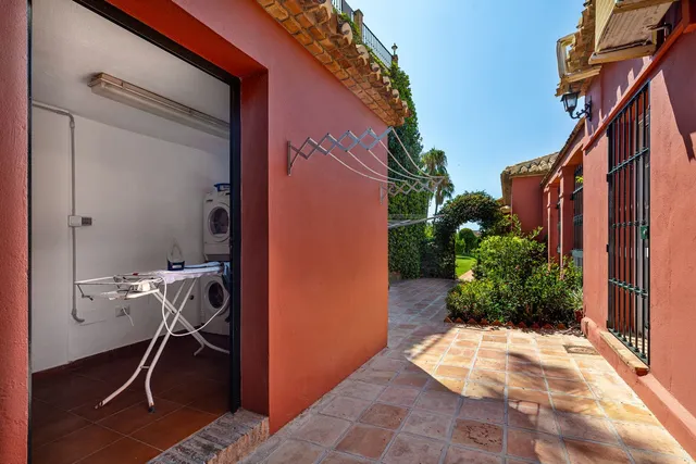 Chalet 8 habitaciones 888m² en venta - Centro — 35