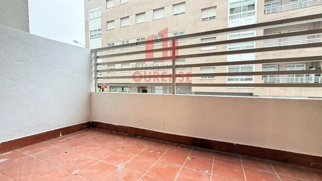 VIVIENDA REFORMADA INTEGRALMENTE EN LA ZONA DE A PONTE — 19