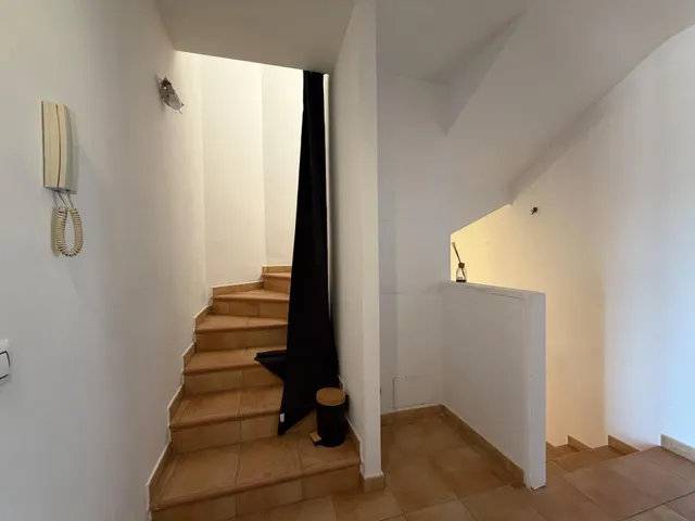 NO ES UNA ALQUILER ANUAL ES UNA COMPRA APLAZADA Tríplex exclusivo con vistas al mar  y a la montaña en Vilamaniscle — 29