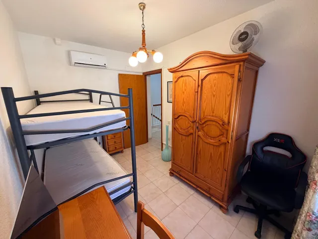 Adosado 4 habitaciones 130m² en venta - Avenida Juan Carlos — 16