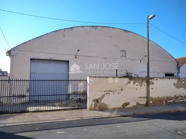 VENTA DE NAVE EN TORRELLANO — 12