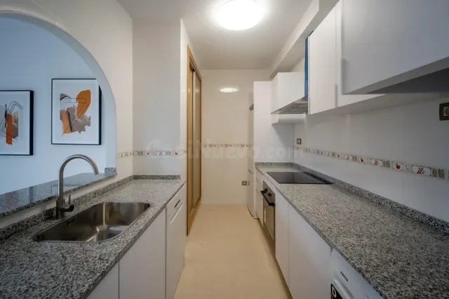 Moderno apartamento de 2 dormitorios en Cuevas del Almanzora - foto 5
