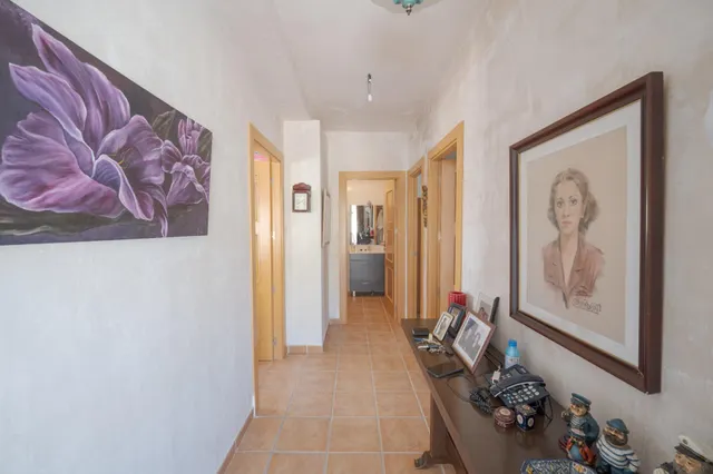 GRAN PARCELA CON VIVIENDA UNIFAMILIAR, 3 APARTAMENTOS, PISCINA Y VISTAS PANORÁMICAS EN PADUL (GRANADA) — 1.430 m2 DE TERRENO — 37