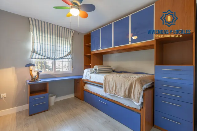 Chalet en venta en La Zubia con Licencia Turística — 18