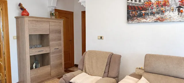 Chalet con parcela y piscina privada — 10