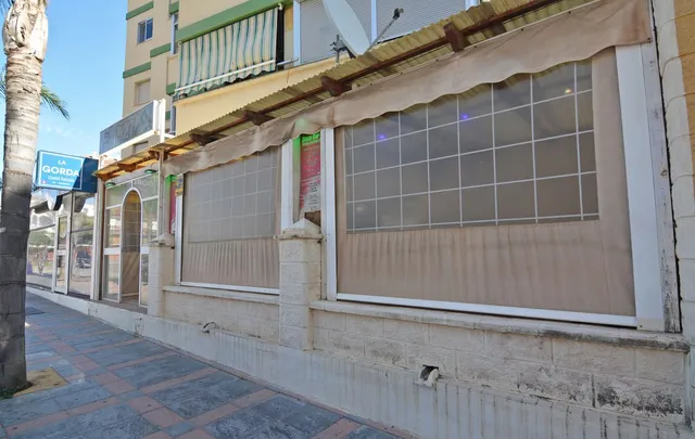 Bar 90m² en venta - Centro — 17