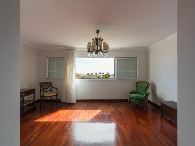 Chalet independiente con jardín y piscina privada en La Garita precio negociable — 47