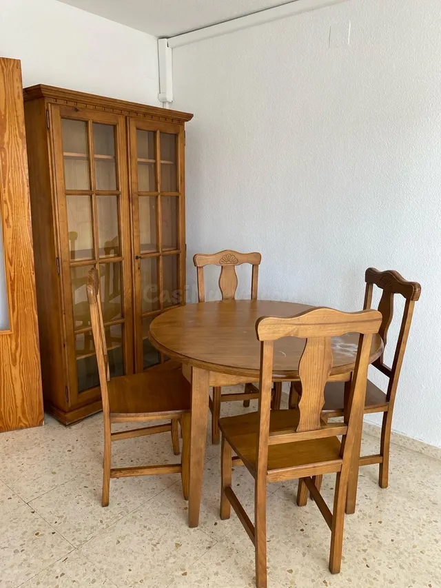 Ático/Piso en alquiler en Benidorm – Disponible desde el 15  - foto 4