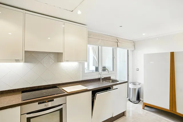 Ático Dúplex 3 habitaciones 208m² en venta - Marbella — 27