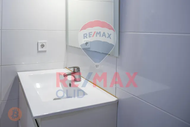 Piso acogedor con piscina. — 18