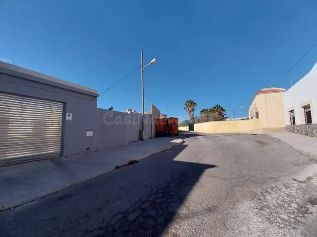 Casa de planta baja junto al colegio en Matagorda — 2