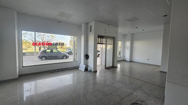 SE ALQUILA LOCAL COMERCIAL EN LA SALCHI — 3