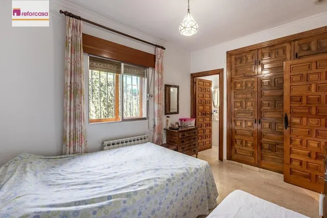 Espectacular Chalet en Ogijares - Ideal para Familias — 21