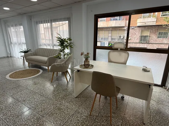 Oficina 2 habitaciones 75m² en alquiler - Plaza Obispo Siuri - foto 4