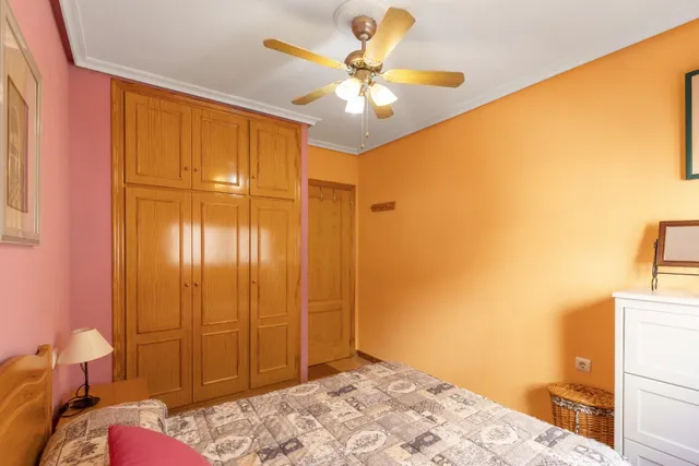 Apartamento de 2 dormitorios a tan solo 100 metros de la playa en La Mata!! — 14