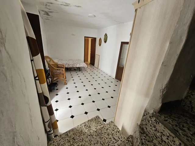 Casa de 5 dormitorios en Casarabonela con terraza y barbacoa — 16