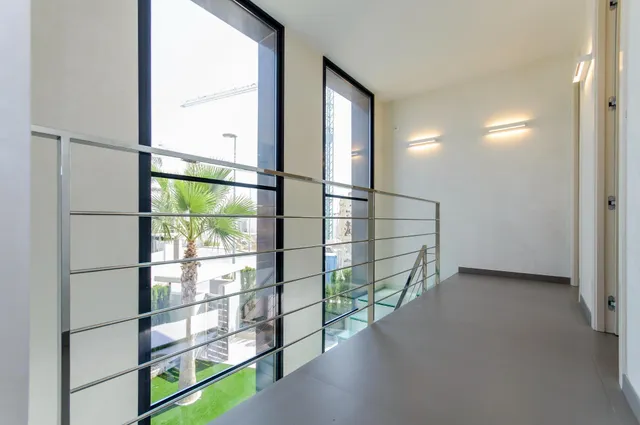 VILLA CON PISCINA PRIVADA — 47