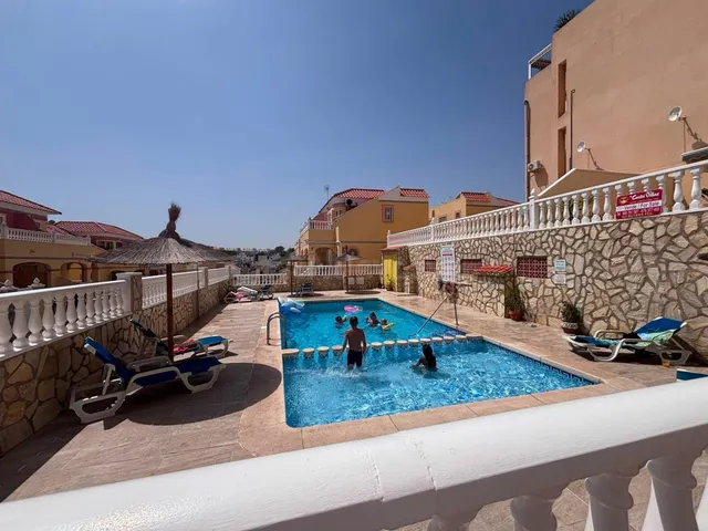 Encantadora casa adosada con soleada orientación suroeste en Villamartín — 11