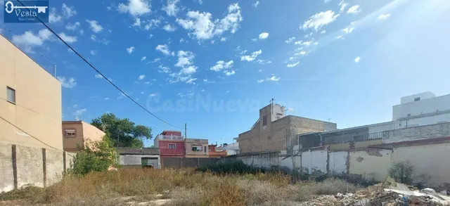 SOLAR URBANO EN ZONA ESTE - foto 2