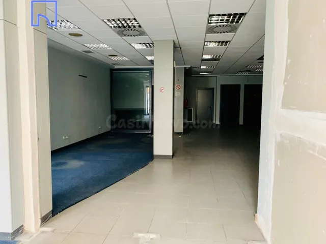 LOCAL COMERCIAL EN AVDA. SANTA ANA - foto 3