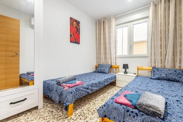 Apartamento con terraza, Alicante, Torrevieja, Playa del Cura. 3 habitaciones, 72 m2, 130 metros del mar — 15